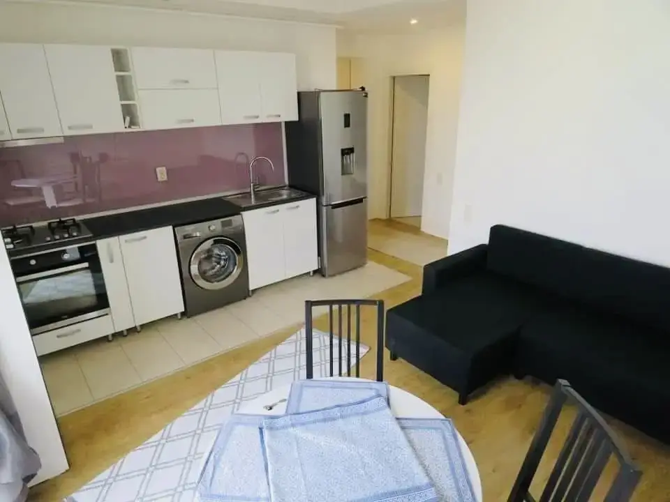 Garsonieră de Vânzare, Ștefăneștii de Jos, Ilfov - Living Convenabil în Cosmopolis - imaginea 5